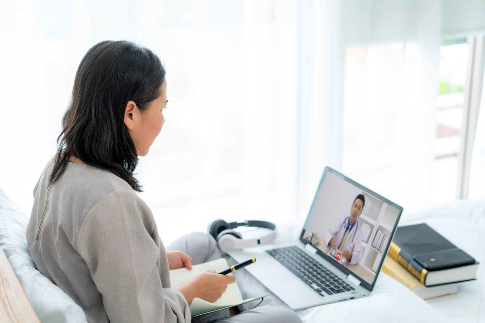 The Advantages of Telehealth and Patient Portals:
